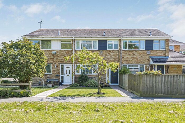 3 Bedroom Town House For Sale In Ragley Mews, Caversham Park, Reading, RG4