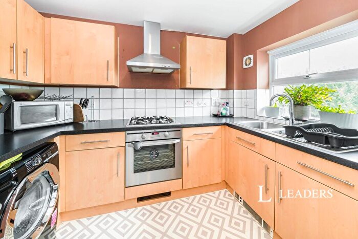 1 Bedroom Maisonette To Rent In Hilda Dukes Way, RH19