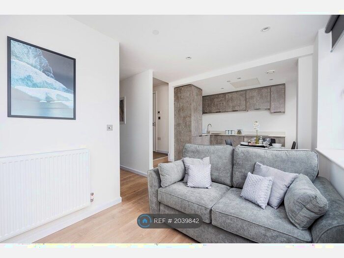 1 Bedroom Flat To Rent In Cresta House, Luton, LU1