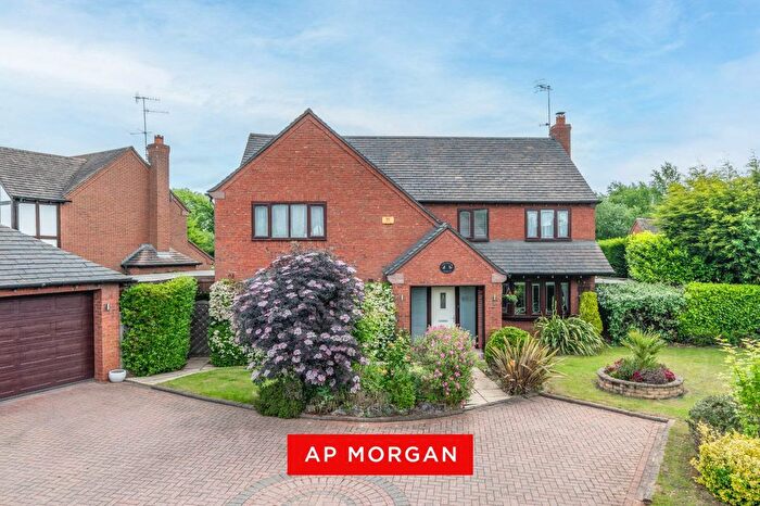 4 Bedroom Detached House For Sale In Hither Green Lane, Bordesley, Redditch, B98