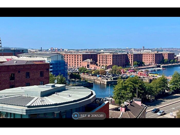 2 Bedroom Flat To Rent In Hurst St, Liverpool, L1