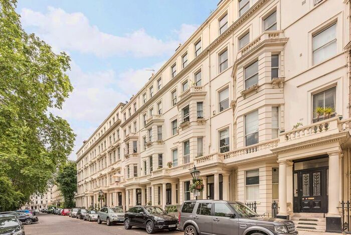 3 Bedroom Flat To Rent In Stanhope Gardens, South Kensington, London, SW7
