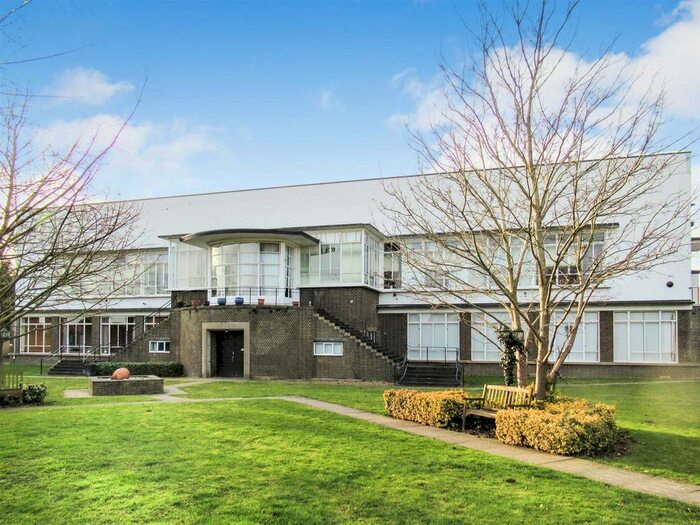 1 Bedroom Flat To Rent In Lime Grove, Rushden, NN10