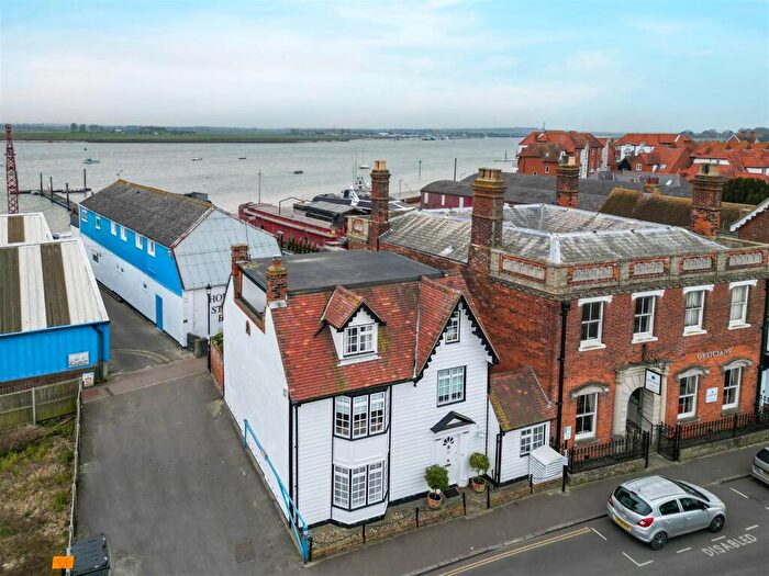 4 Bedroom Detached House For Sale In High Street, Burnham-On-Crouch, CM0