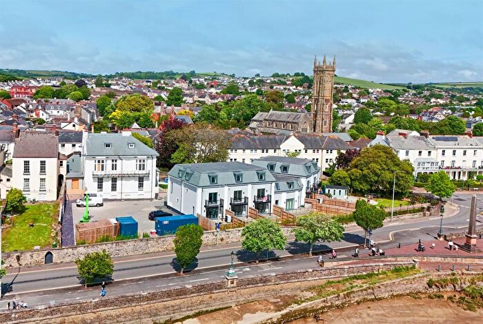 2 Bedroom Apartment For Sale In Litchdon Street, Barnstaple, EX32