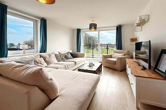 2 Bedroom Apartment For Sale In Benjamin Gray Drive, Littlehampton, West Sussex, BN17