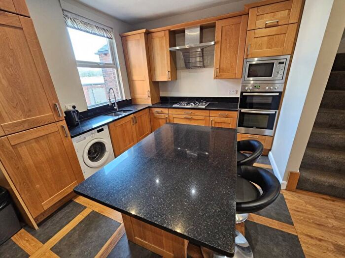 2 Bedroom Apartment To Rent In Langsett Road, Hillsborough, S6