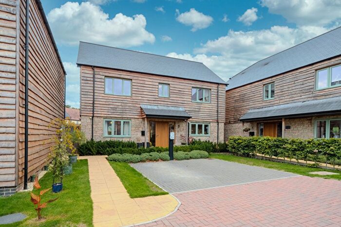 4 Bedroom Detached House For Sale In Bloomery Court, Alvington, GL15