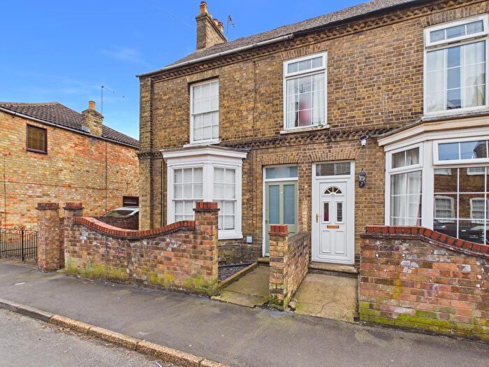 3 Bedroom Semi-Detached House For Sale In Gracious Street, Whittlesey, Peterborough, PE7