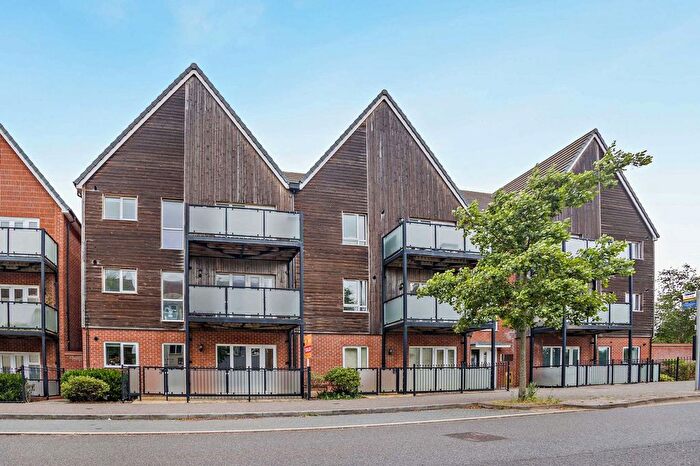 2 Bedroom Flat For Sale In Laurens Van Der Post Way, Ashford, TN23