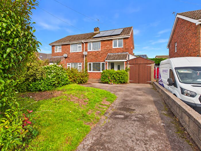 3 Bedroom Semi Detached House For Sale In Hillcrest Road, Berry Hill, Coleford, GL16