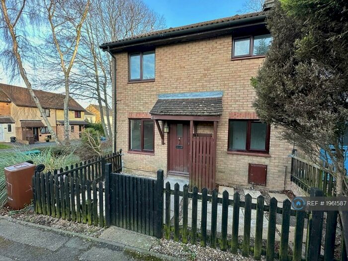 1 Bedroom End Of Terrace House To Rent In Mayford Road, Chatham, ME5