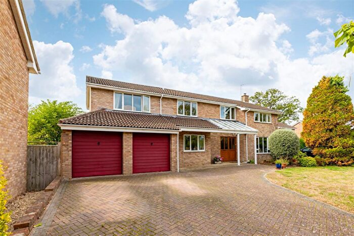 5 Bedroom Detached House For Sale In The Close, Coaley, Dursley, GL11