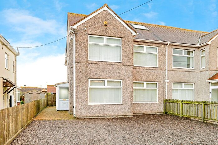 5 Bedroom Semi Detached House For Sale In Port Road East, Barry, CF62