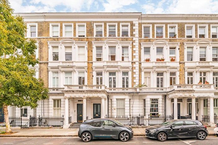 2 Bedroom Flat For Sale In Charleville Road, West Kensington, W14
