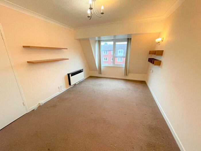 1 Bedroom Flat To Rent In Ferndown, BH22