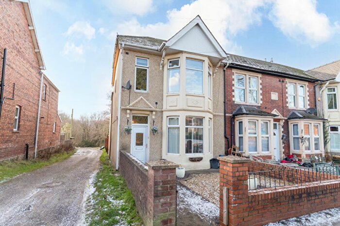 3 Bedroom End Of Terrace House For Sale In The Highway, New Inn, NP4