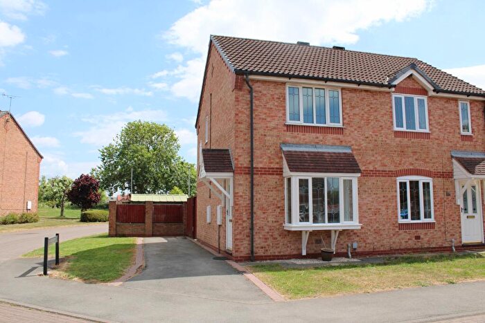 2 Bedroom Semi-Detached House For Sale In Waters Edge, Scawby Brook, DN20