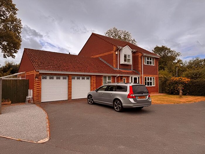 5 Bedroom Property To Rent In Charter Close, Bridgwater, TA6