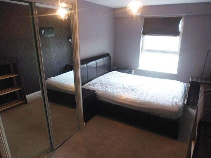 2 Bedroom Flat To Rent In A Wallace Street, Glasgow, G5