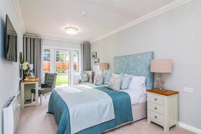1 Bedroom Apartment For Sale In Manor Lodge, Manor Park, Ruddington, Nottingham, NG11