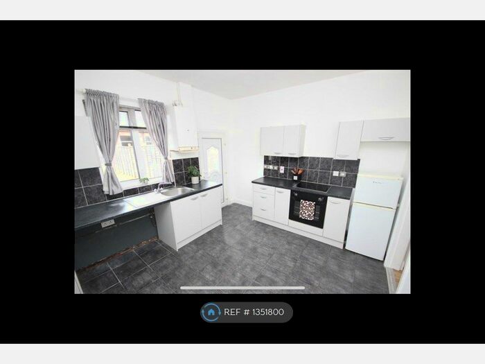 3 Bedroom Terraced House To Rent In Bloomfield Street West, Halesowen, B63