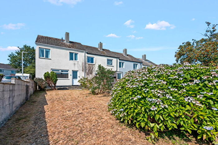 3 Bedroom End Of Terrace House For Sale In Beatrice Gardens, Saltash, PL12