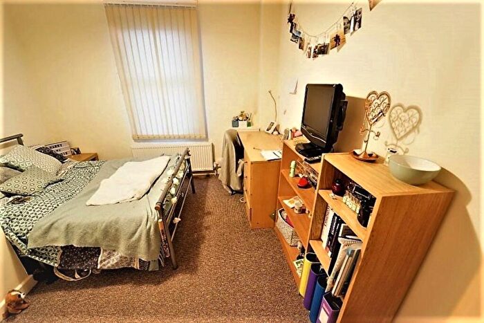 2 Bedroom Flat To Rent In Bentinck Road, Radford, NG7