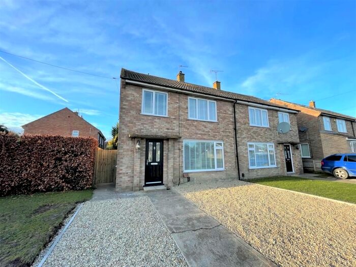 3 Bedroom Semi-Detached House To Rent In Didcot, Oxfordshire OX11