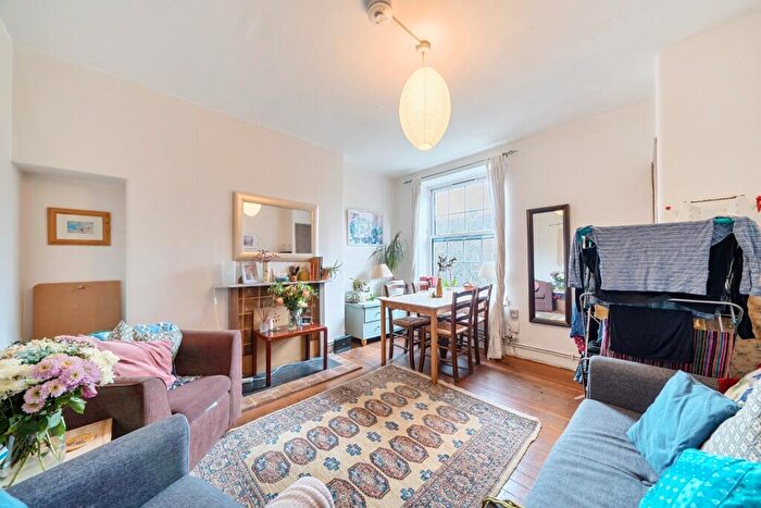 4 Bedroom Apartment For Sale In Deptford Church Street, London, SE8