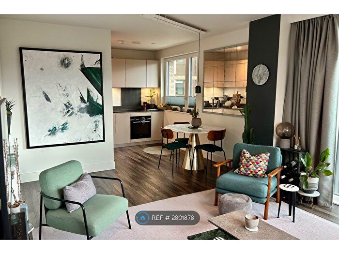 2 Bedroom Flat To Rent In Quartz Apartments, London, SE14