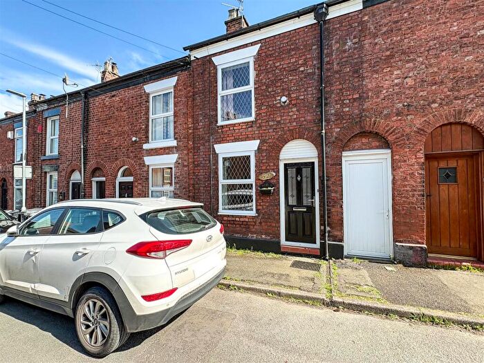 2 Bedroom Terraced House For Sale In Swan Street, Congleton, CW12