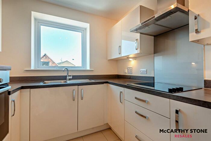 2 Bedroom Apartment For Sale In Viewpoint, Harbour Road, Gosport, PO12