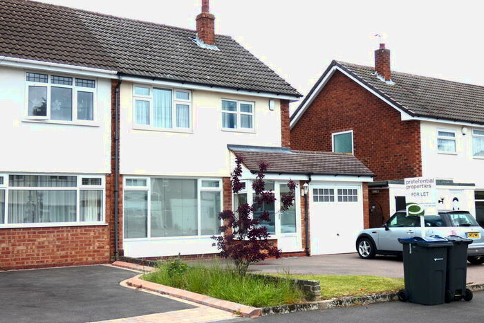 3 Bedroom Semi-Detached House To Rent In Keyse Road, Sutton Coldfield, B75