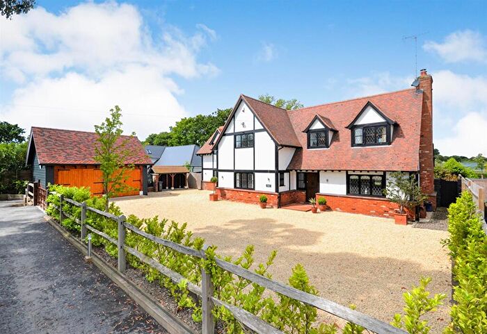 4 Bedroom Detached House For Sale In Stoney Hills, Burnham-On-Crouch, CM0