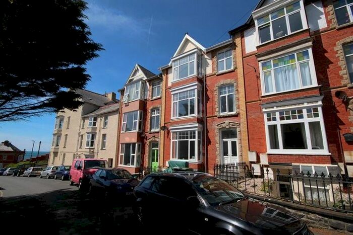 2 Bedroom Flat To Rent In Cliff Terrace, Aberystwyth, SY23