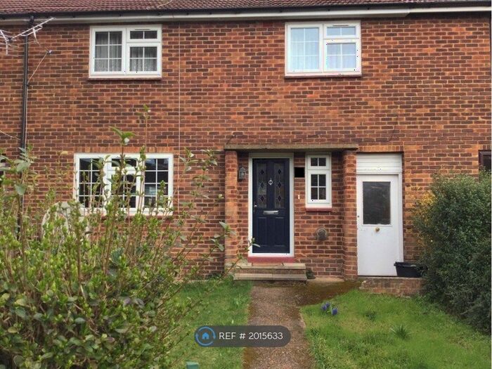 4 Bedroom Terraced House To Rent In Whitfield Way, Mill End, Rickmansworth, WD3