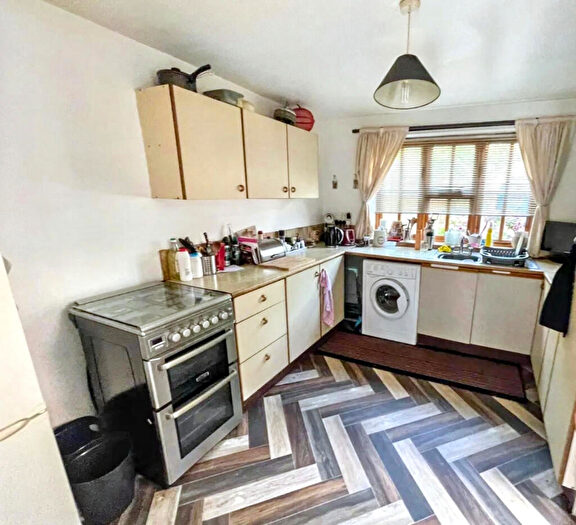 2 Bedroom Semi-Detached House For Sale In Chapel Street, Greasbrough, Rotherham, South Yorkshire, S61