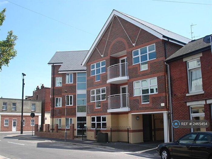 2 Bedroom Flat To Rent In Stirling House, Portsmouth, PO2