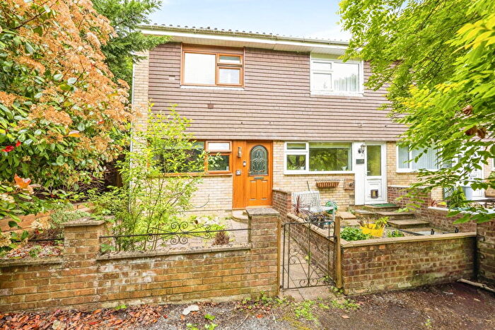 2 Bedroom End Of Terrace House For Sale In Shooters Hill Close, Southampton, SO19
