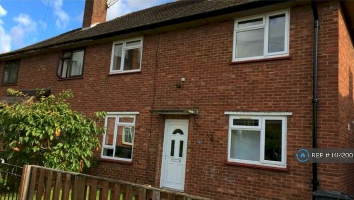 5 Bedroom Semi-Detached House To Rent In Savery Close, Norwich, NR5