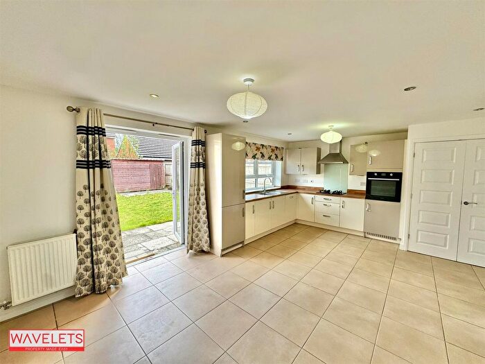 4 Bedroom Detached House To Rent In Loxley Road, Rotherham, S60