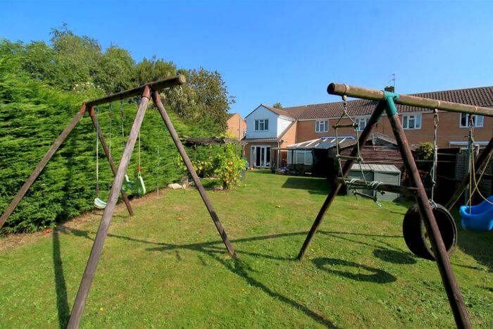 5 Bedroom Semi-Detached House For Sale In Elms Close, Cox Lane, Great Barton, Bury St. Edmunds, IP31