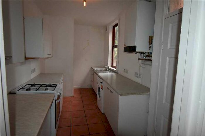 4 Bedroom Terraced House To Rent In Windermer Road, Leicester, LE2