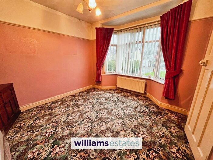 2 Bedroom Bungalow For Sale In Wern Fechan, Ruthin, LL15