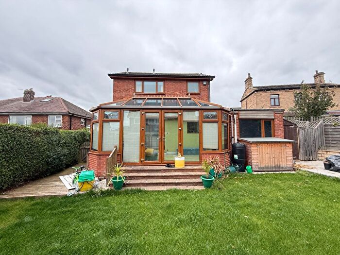 4 Bedroom Detached House For Sale In Water Royd Lane, Mirfield, WF14