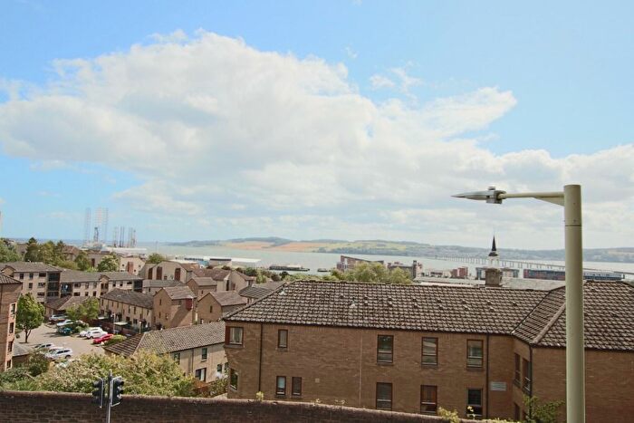 1 Bedroom Flat To Rent In Lambs Lane, Coldside, Dundee, DD3