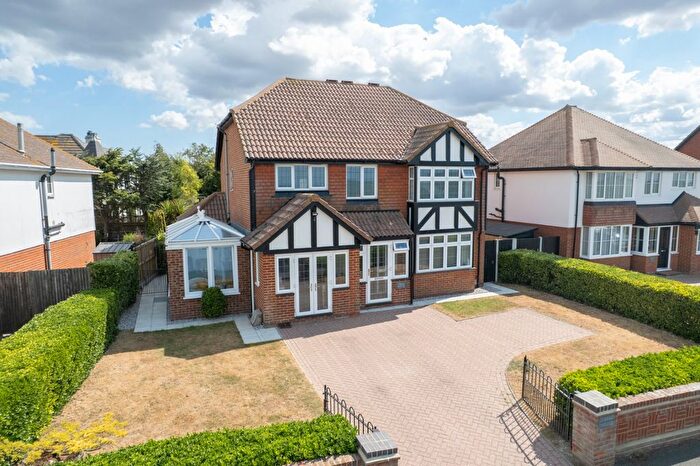 4 Bedroom Detached House For Sale In The Parade, Birchington, Kent, CT7