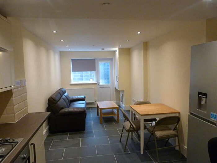 2 Bedroom House To Rent In Glynrhonndda Street, CF24