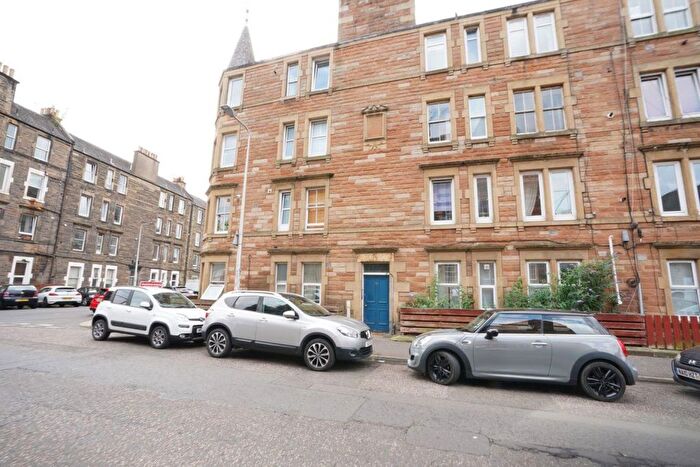 1 Bedroom Flat To Rent In Albion Road, Edinburgh, EH7